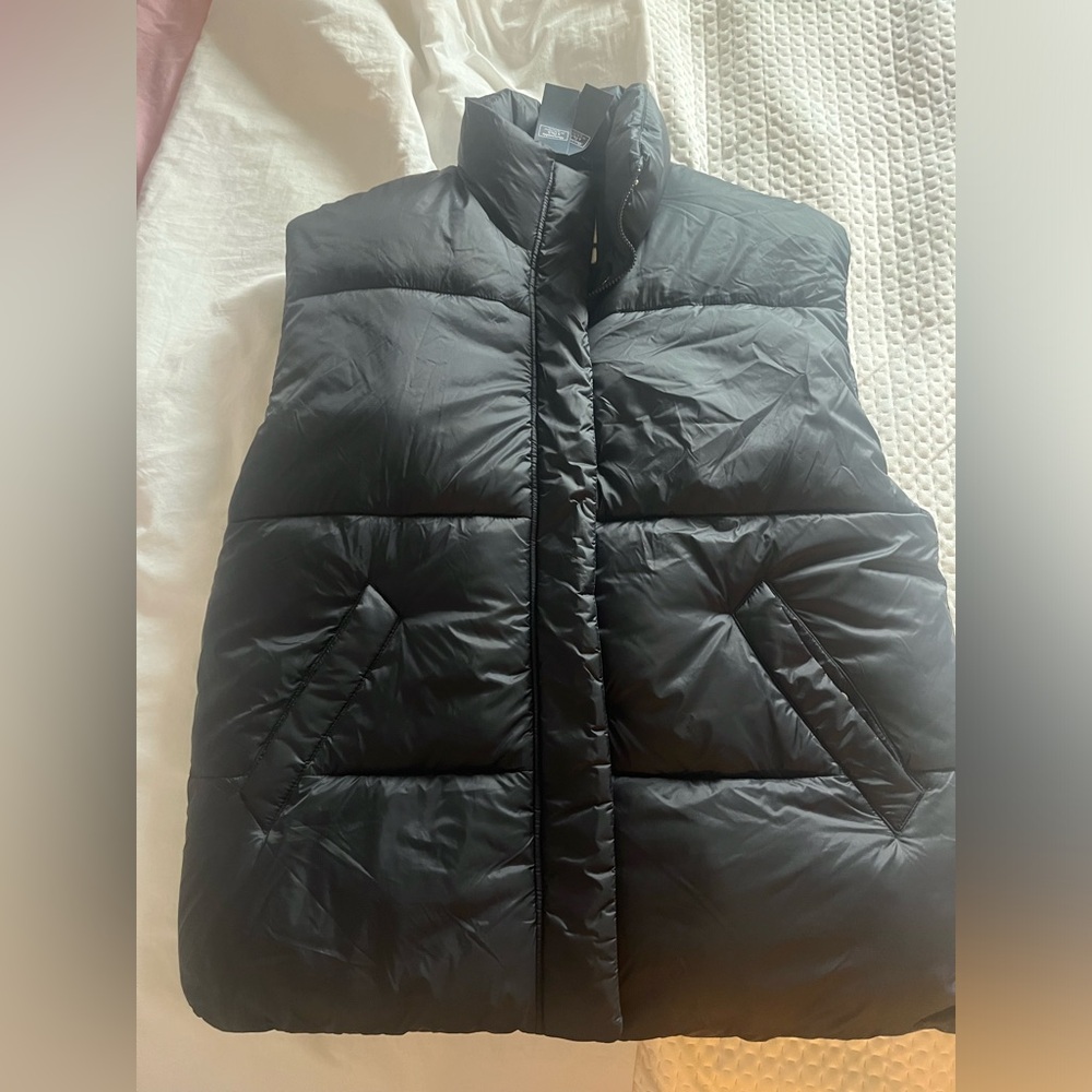 NWT Abercrombie & Fitch vest